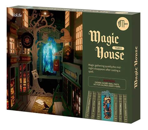 Magic house bookennds